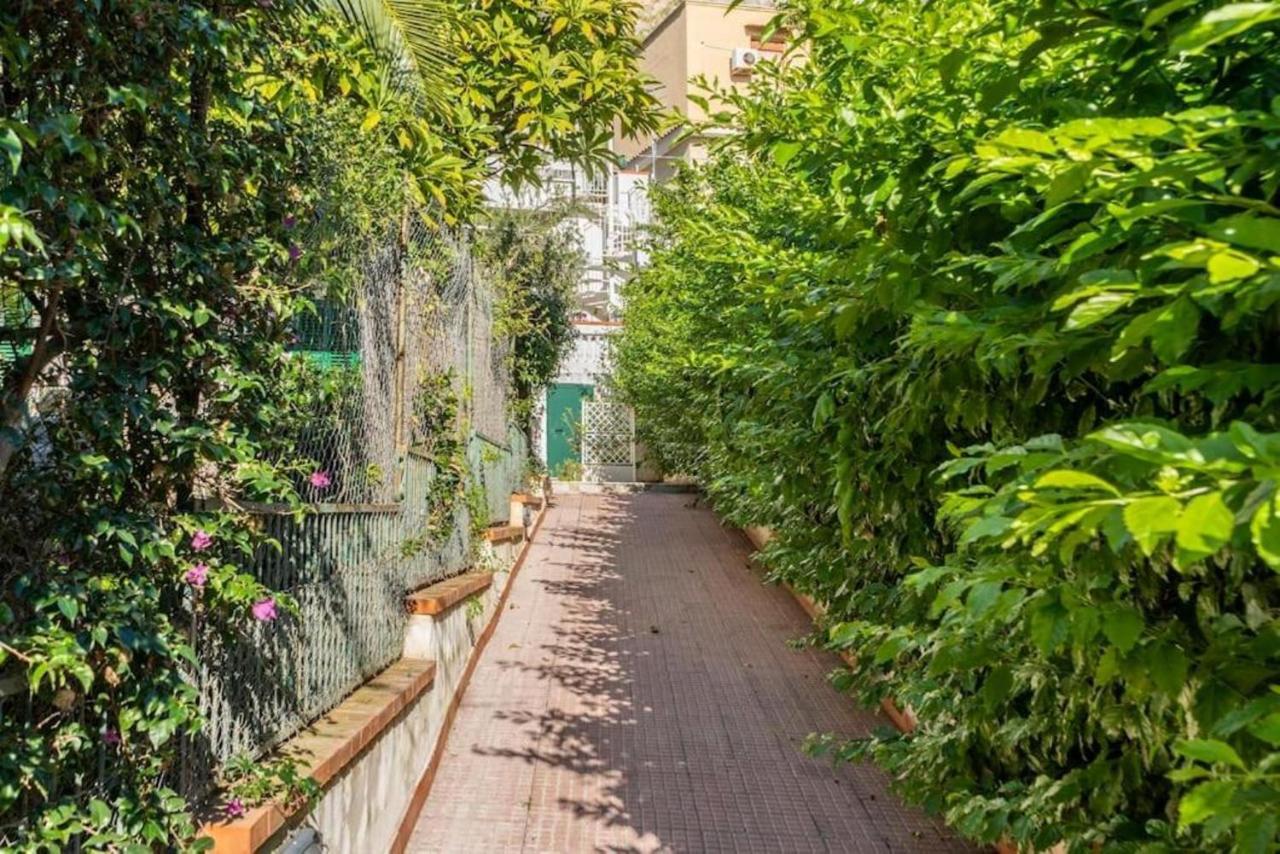 Appartamento Casa Mare Me' Mondello Esterno foto